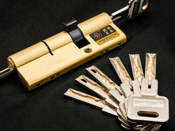 嘉定24小时上门开锁公司